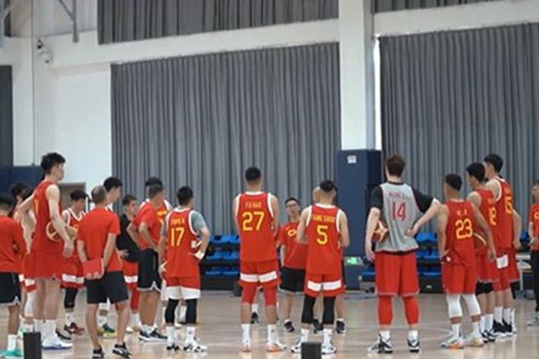 中国男篮在青岛国信篮球训练基地集训